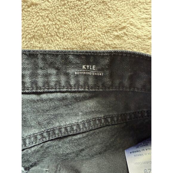 Big Star Black Denium Cut Offs Size 29 Distressed - Picture 3 of 7